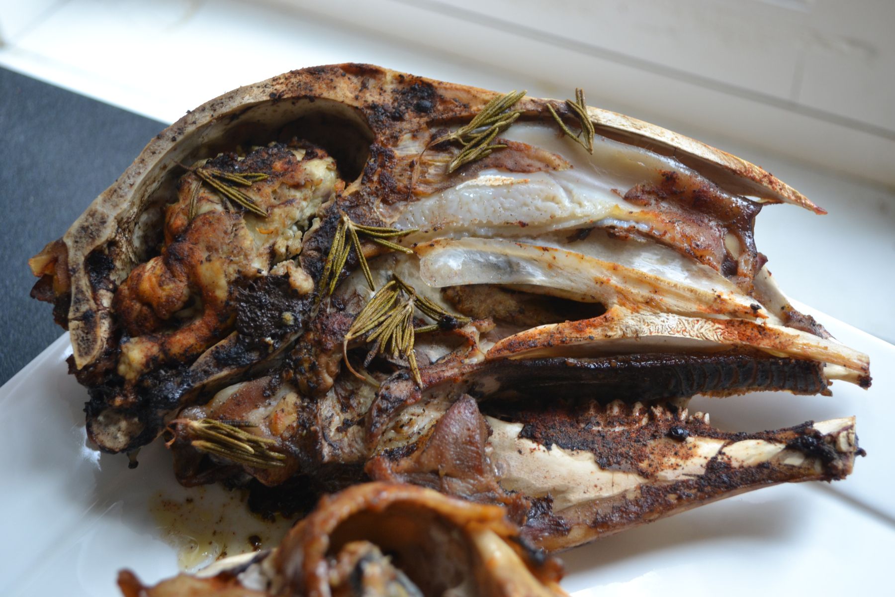 کله گوساله (پخته شده)