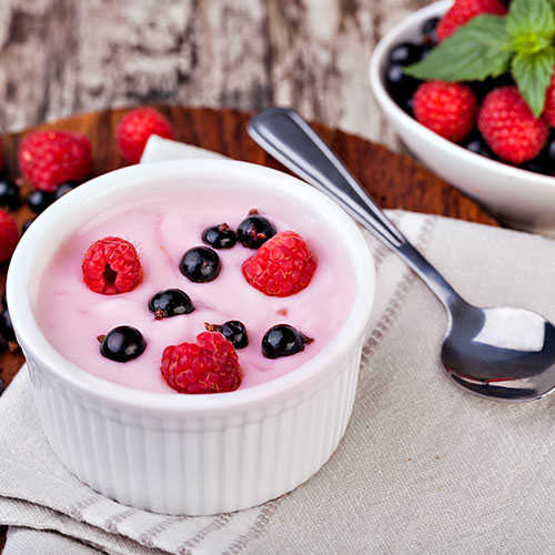 ماست میوه ای