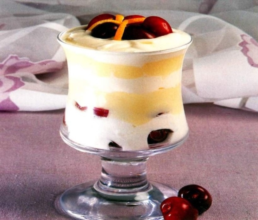 پودینگ لیمو و گیلاس