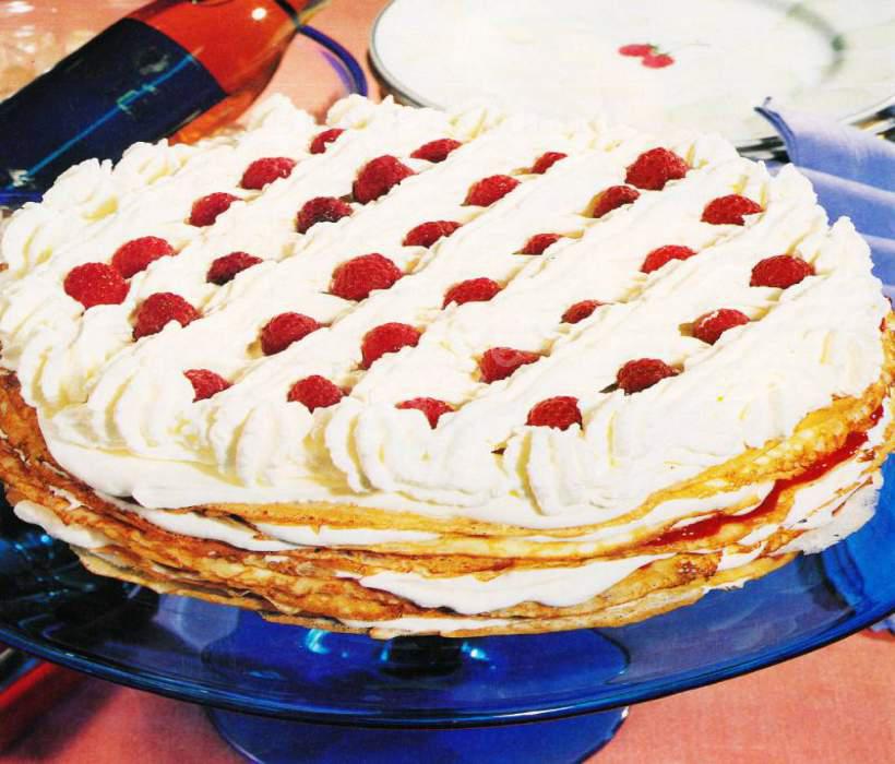 پنکیک توت فرنگی