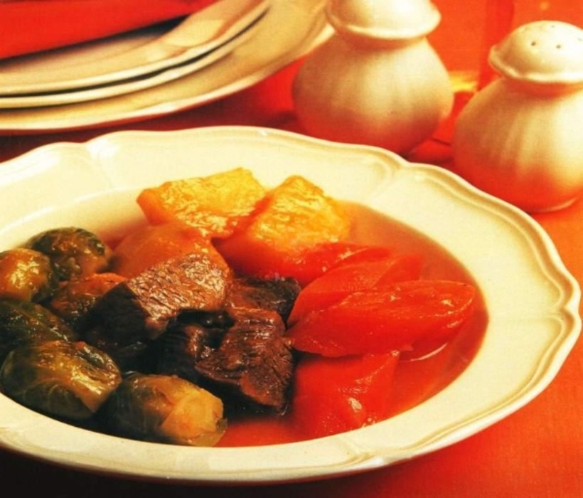 خوراک کلم بروکسل و گوشت