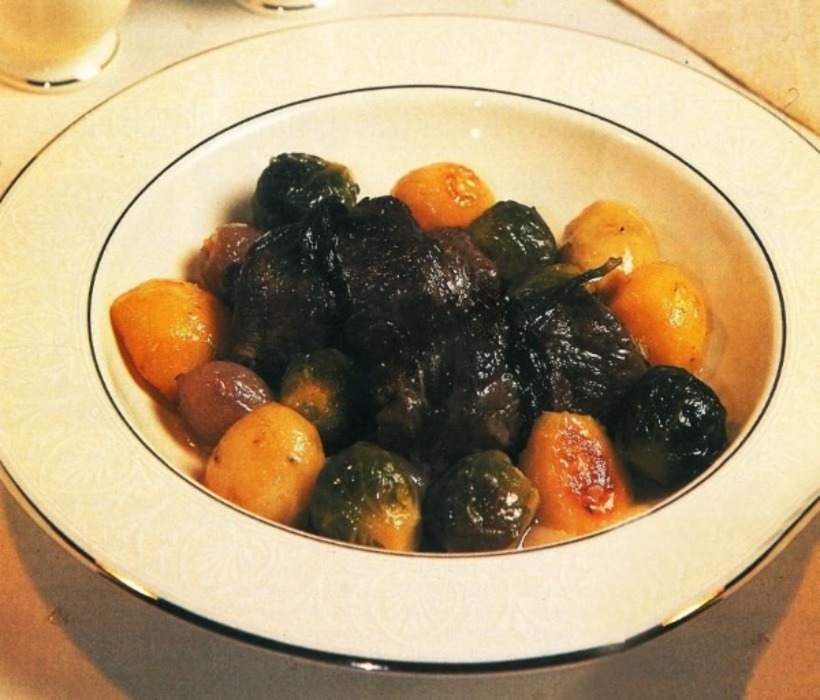 رولت گوشت با سبزیجات